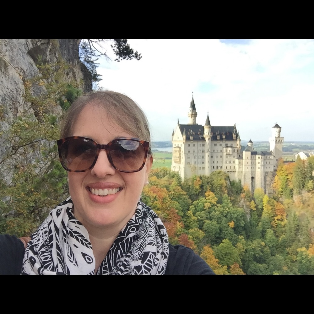 Meet your Posher, Lauren